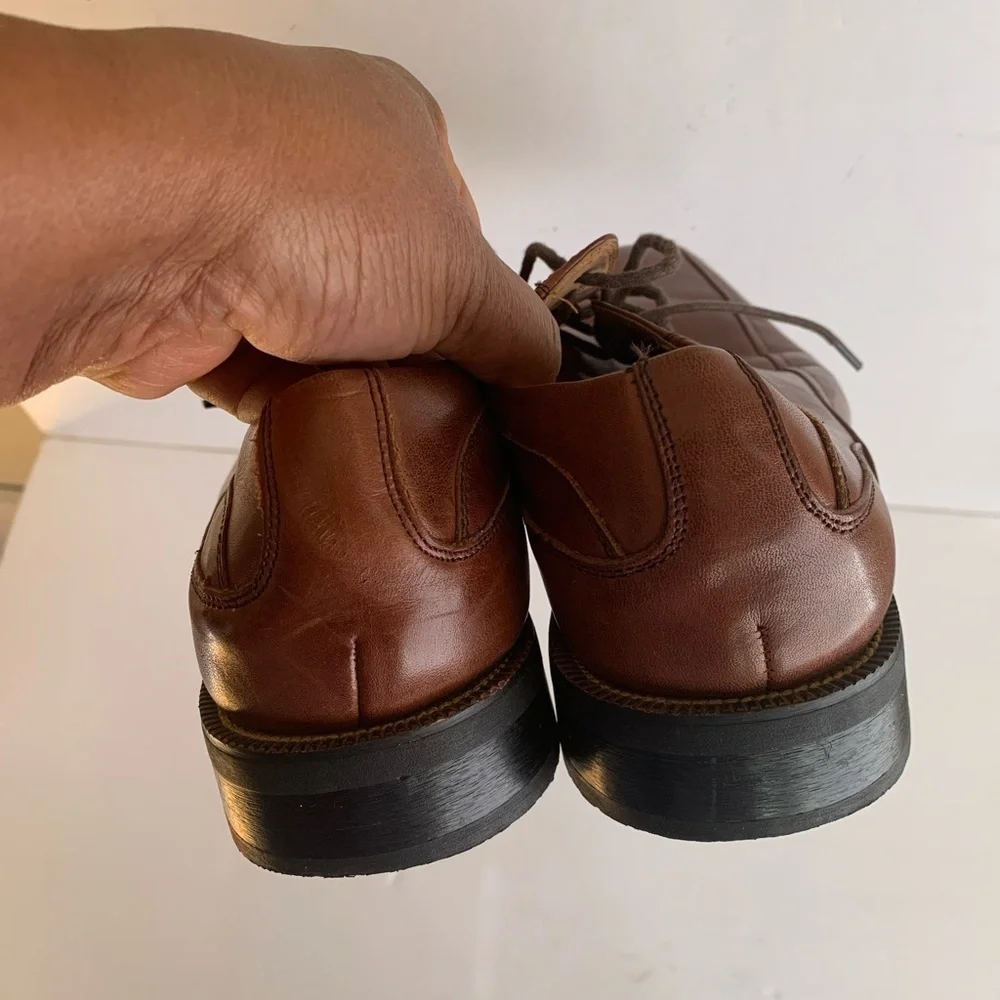 Florsheim brown leather shoes size 8D